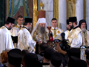 Спасовданска литија стигла до Храма Светог Саве, беседи патријарх Порфирије
