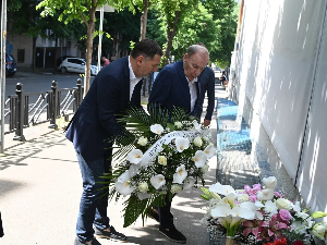 Делегација ФСС одала почаст жртвама трагедије у ОШ "Владислав Рибникар"