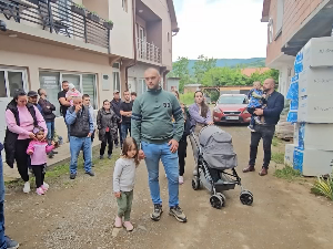 Локалне власти у Лепосавићу наложиле српским породицама исељење из својих кућа