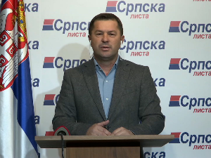 Полиција у спортској хали у Лепосавићу; Тодић: Међународна заједница немо посматра тихи егзодус на КиМ