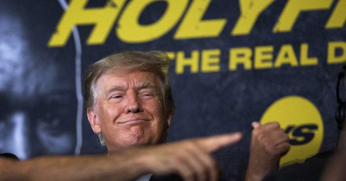 На ред су дошли и филмови – Трамп уводи царину од 100 посто за „стране кадрове" На ред су дошли и филмови – Трамп уводи царину од 100 посто за „стране кадрове"