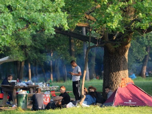 „Сваког другог дана, осим Првог маја“ – о комунистичкој комодификацији црквених празника