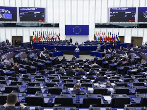 ЕП усвојио Пицулин извештај о Србији
