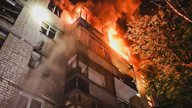 У нападу на Харков погинуле две особе, десетине повређено; Кремљ: Украјина ризикује да у рату изгуби још територија
