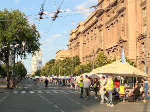 Четврти дан протеста "Факултети на раскрсници" испред Владе Србије