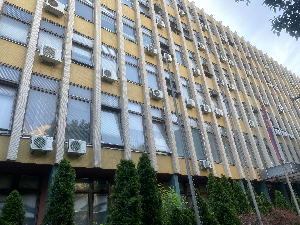 Одређен кућни притвор деканки Медицинског факултета у Новом Саду