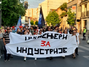 Окупљање студената у блокади испред три факултета у Нишу, протест испред ПИО фонда у Новом Саду