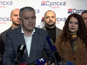 Елек ће се сутра одазвати позиву тужиоца у Приштини; Лончар: Бруталан политички прогон