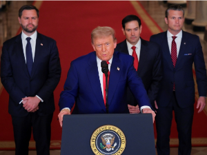САД бомбардовале Иран; Трамп: Кључна нуклеарна постројења су у потпуности уништена