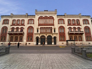 Сенат универзитета: Текућа академска година биће завршена 31. октобра за основне студије