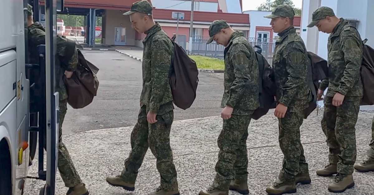 Две стране размениле прву групу заробљеника млађих од 25 година; Сибиха: Москва још није одговорила на предлоге за примирје