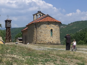Манастир Тушимље у подножју Голије 
