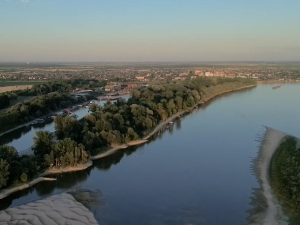 Низак водостај отежава пловидбу на рекама, засад без обуставе саобраћаја