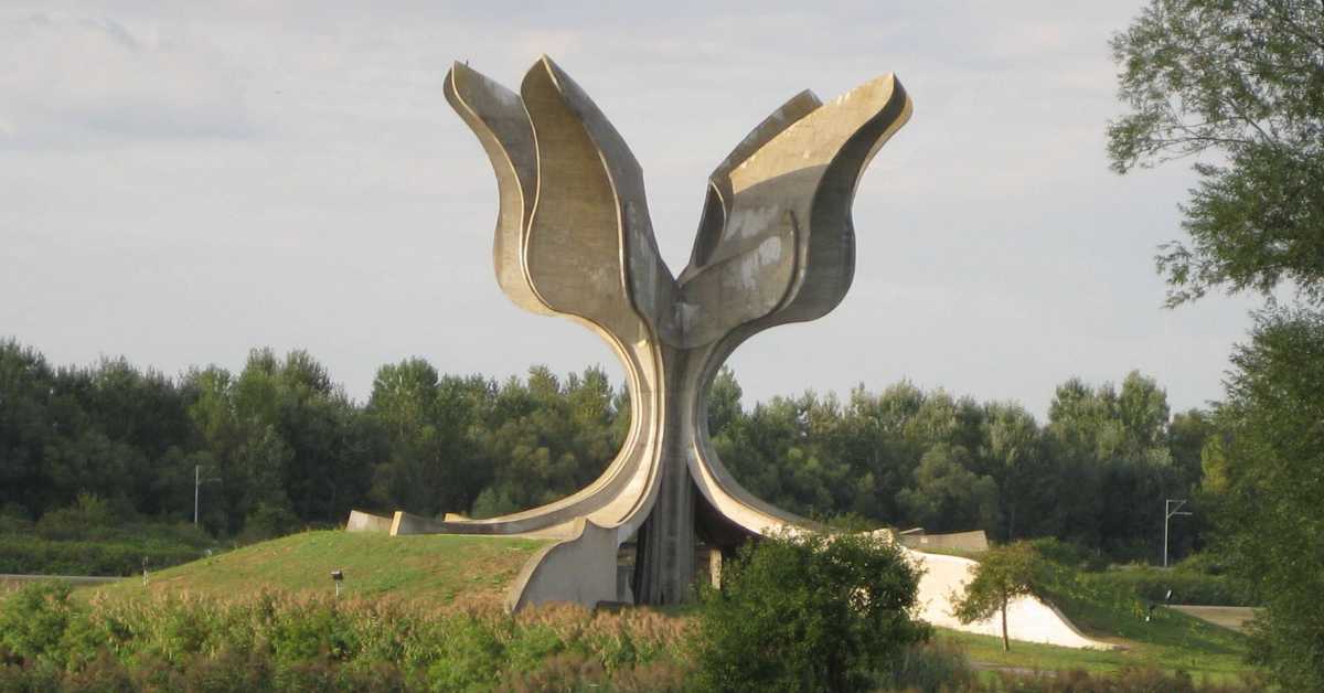 Портрети: Богдан Богдановић – неимар сећања Портрети: Богдан Богдановић – неимар сећања