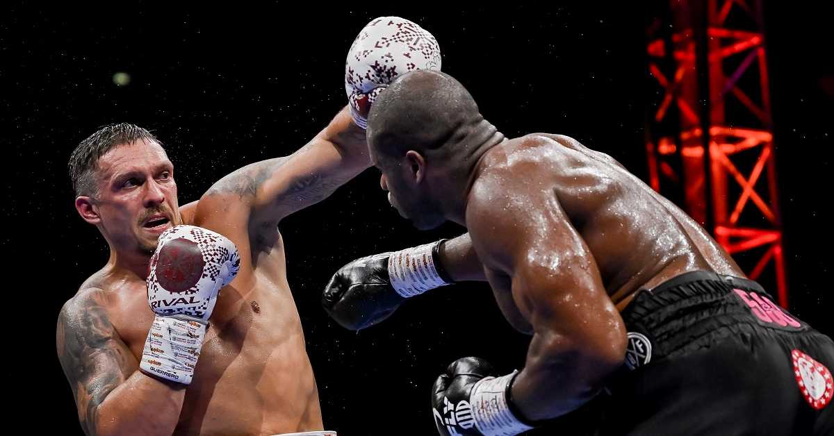 Усиков танго смрти и колега Иван од ког стрепи цео боксерски свет (EPA-EFE / /DANIEL HAMBURY) Усиков танго смрти и колега Иван од ког стрепи цео боксерски свет