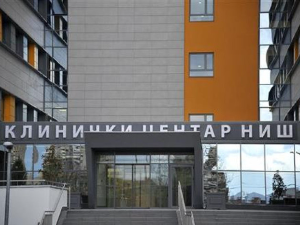Преминуо бициклиста повређен у судару са мотоциклистом у Нишу
