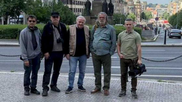 Пролеће у прашкој школи, 1. део (R)