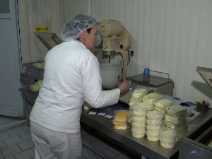Млеко у продавници, али није млеко – шта нам произвођачи нису говорили, а сада ће морати