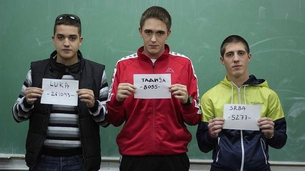 Поред мене Поред мене