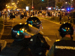 Ухапшено 16 учесника синоћних протеста у Београду