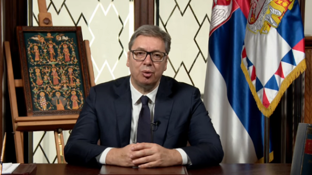 Вучић: Сматрам да је важно да чујемо захтеве демонстраната, нудим разговор и дебату на свим телевизијама (Фото: Инстаграм/buducnostsrbijeav) Вучић: Сматрам да је важно да чујемо захтеве демонстраната, нудим разговор и дебату на свим телевизијама