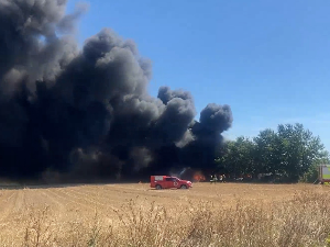 Велики пожар у индустријском објекту између Каћа и Будисаве