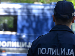 Арсенал у подруму, заплењено оружје у кући на Звездари Арсенал у подруму, заплењено оружје у кући на Звездари