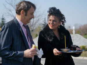 Пси лају ветар носи 1–11, 2С