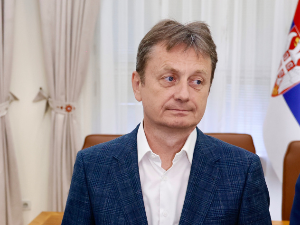 Вучић: Глишић много боље, они који упућују увредљиве коментаре о њему немају елементарно васпитање