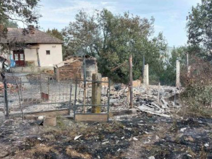 Почела подела помоћи пољопривредницима који су претрпели штету у пожарима