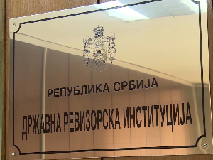 ДРИ:  Укинуте дупле стипедније, уштеда 171 милион динара