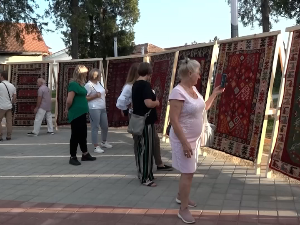 Фестивал ћилима и Фестивал качкаваља у Пироту