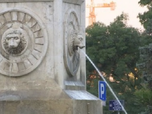 Од 34 испитане јавне чесаме у Београду само једна има пијаћу воду