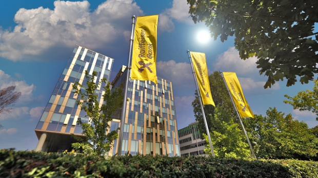 Štedi novac i vreme – rešenje Rajfajzen banke za svakodnevno poslovanje