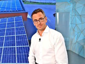 Сваког месеца 1000 km само на сунце?