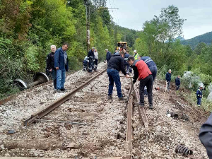 Успостављен железнички саобраћај код Косјерића