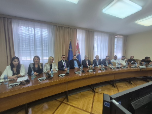 Бесплатни програм преквалификације за Роме