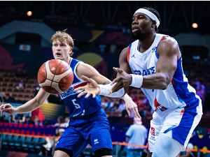 Француска се распуцала пред нокаут фазу, Исланд иде кући без победе (fiba.basketball) Француска се распуцала пред нокаут фазу, Исланд иде кући без победе