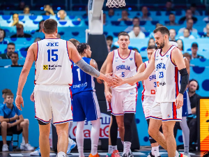 Кошаркаши се вратили у Београд после елиминације са Европског првенства (FIBA) Кошаркаши се вратили у Београд после елиминације са Европског првенства