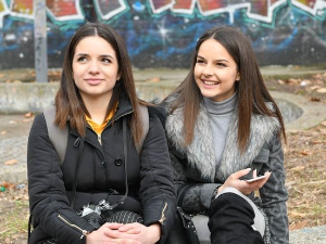 Анин свет:	Делимо фрајере