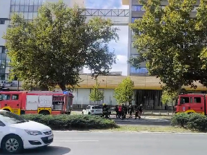 Угашен пожар у згради Електродистрибуције у Новом Саду
