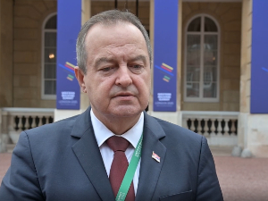 Дачић: Ставили смо тачку на манипулације у "случају полицијске тортуре над студенткињом"