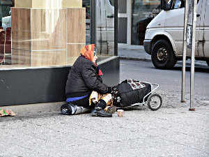 Сиромаштво-упорни пратилац цивилизације