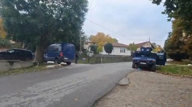 Седморо Срба пуштено после претреса у Звечану и Зубином Потоку Седморо Срба пуштено после претреса у Звечану и Зубином Потоку