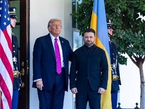 Фајненшел тајмс: Трамп рекао Зеленском да прихвати руске услове; Москва заузела Полтавку у Запорошкој области