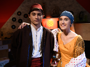 Муке једног лава: Ко је тебе звао, приче о комуникацији