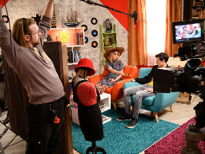 Муке једног лава: Да не чује зло - Приче о необичним веровањима