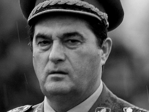Вучић упутио саучешће поводом смрти генерала Павковића: Живот посветио служењу земљи и војсци