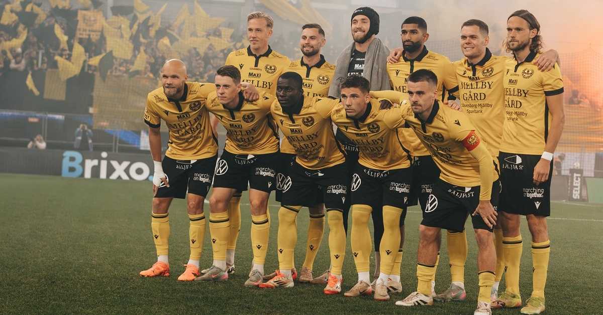 Фудбалска сензација у Шведској – сеоски клуб Мјелби који је водио Србин постао шампион Фудбалска сензација у Шведској – сеоски клуб Мјелби који је водио Србин постао шампион