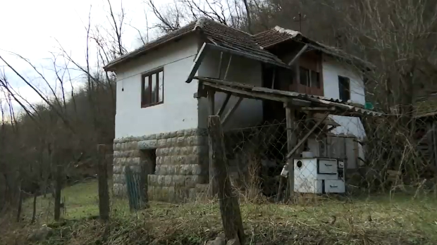 Сиромаштво није само празан фрижидер – већ и дом без грејања и интернета 